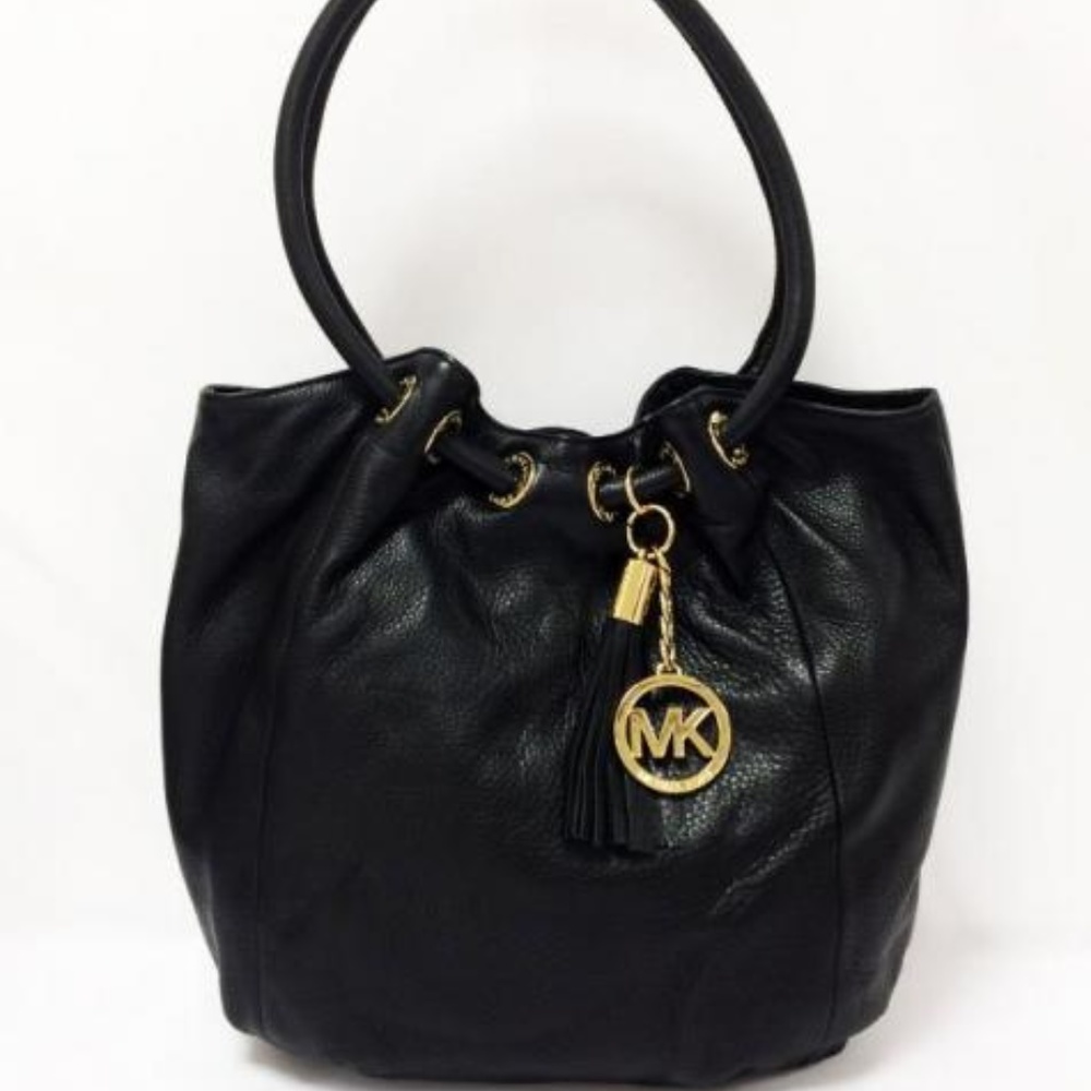 PARTY SALE! FREE People, MK, Coach, Guess + 40%bun - Picture 3 of 8
